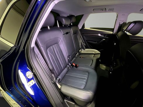 Used 2020 Audi Q5 2.0T Premium w/ Convenience Package AWD/4WD image 23