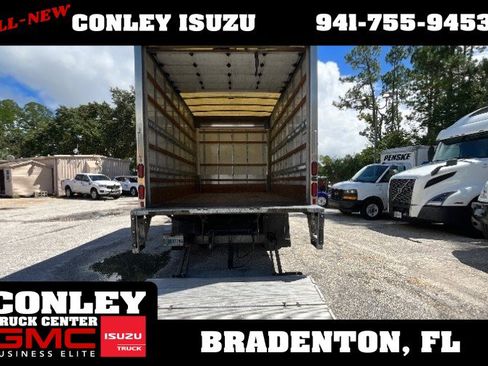 Used 2020 Isuzu NPR image 9