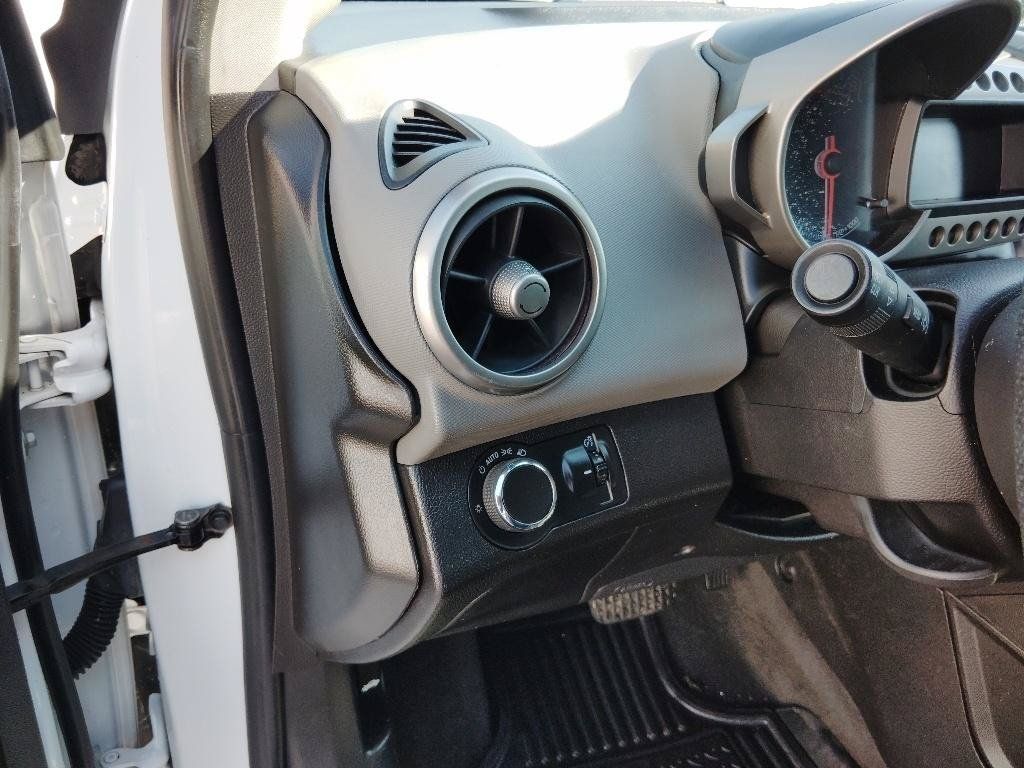 Used 2016 Chevrolet Sonic LT FWD image 15