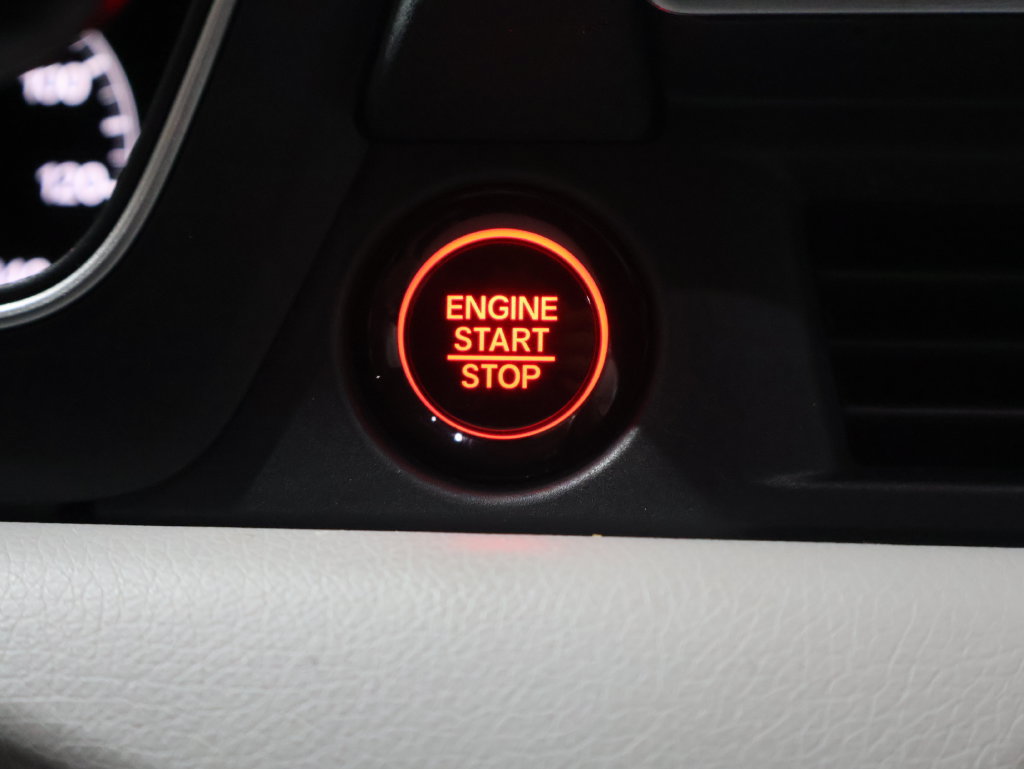 Used 2025 Honda Pilot EX-L image 27