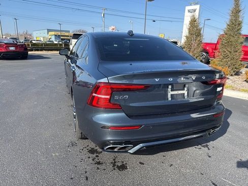 Used 2022 Volvo S60 T8 R-Design Expression w/ Advanced Package image 19