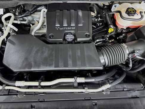 Used 2024 Chevrolet Silverado 1500 RST AWD/4WD image 30