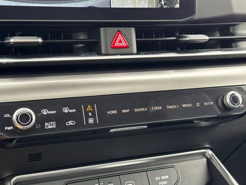 New 2026 Kia Carnival SX Prestige FWD image 22