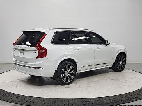 Used 2024 Volvo XC90 B5 Plus w/ Protection Package Premier image 7