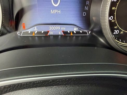 Used 2022 Jeep Cherokee Limited image 21