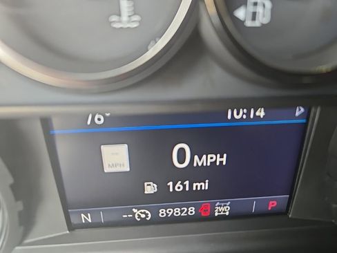 Used 2021 Chevrolet Tahoe Z71 w/ Rear Media and Nav Package image 3