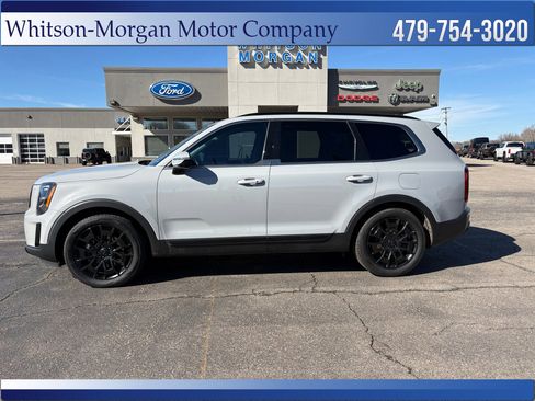 Used 2021 Kia Telluride SX w/ SX Prestige Package image 8