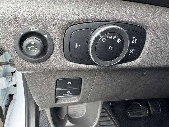 Used 2024 Ford Transit 350 XLT RWD image 13