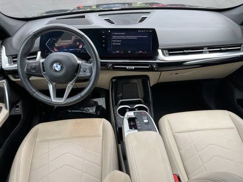 Used 2023 BMW X1 xDrive28i w/ Premium Package AWD/4WD image 11