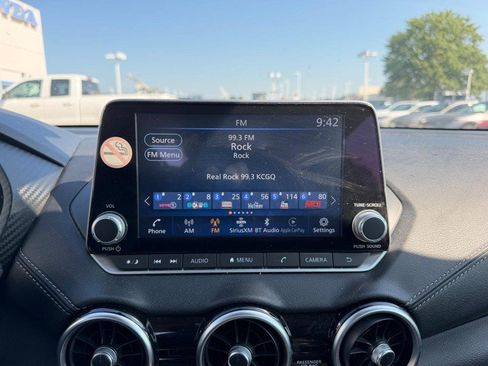 Used 2024 Nissan Sentra SV FWD image 13