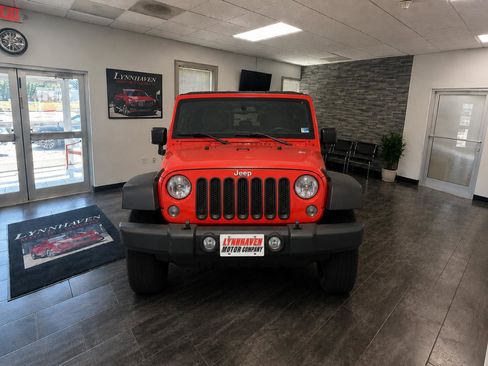 Used 2015 Jeep Wrangler Unlimited Sport w/ Quick Order Package 24S AWD/4WD image 15