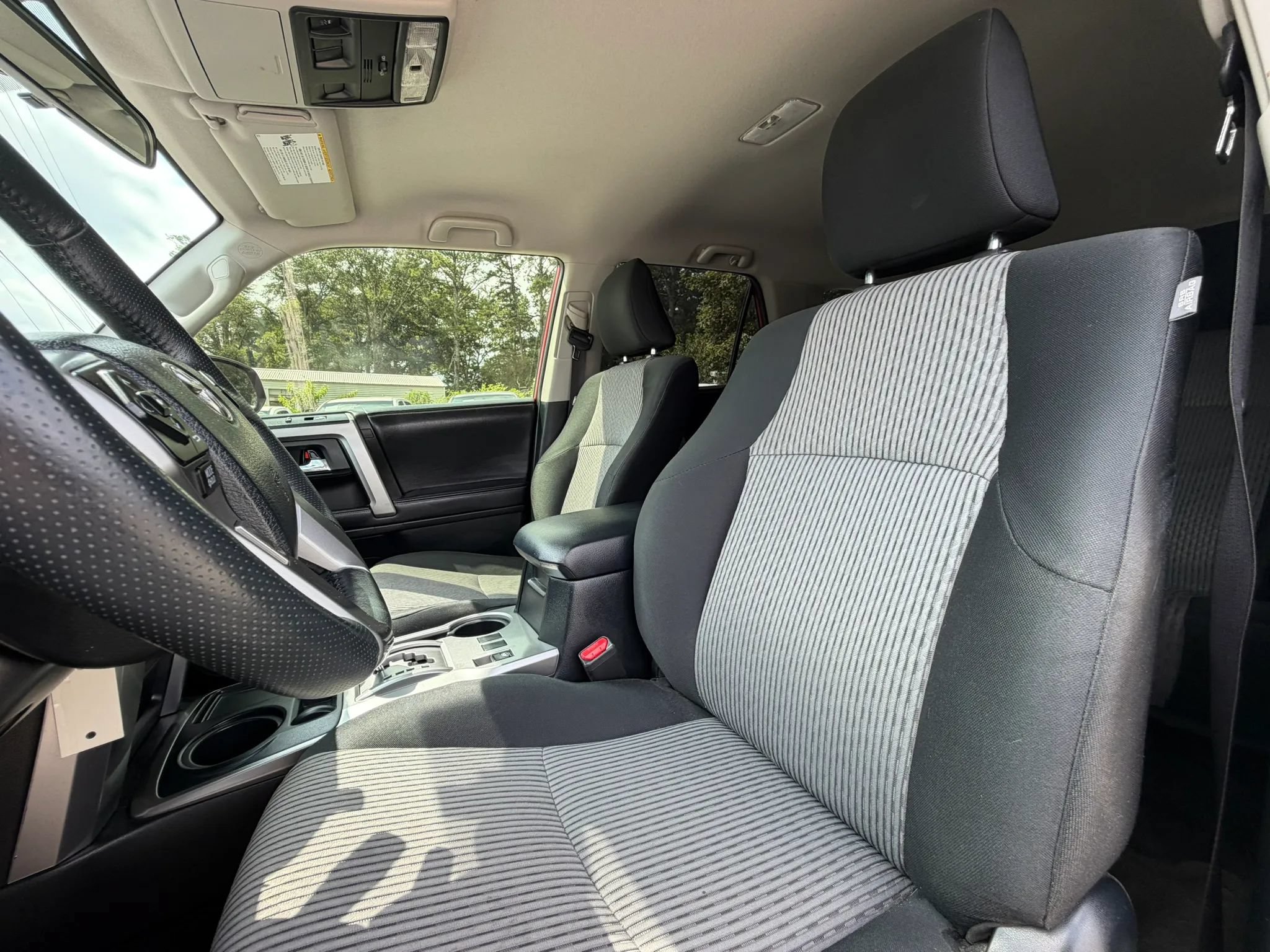 Used 2017 Toyota 4Runner SR5 RWD image 13