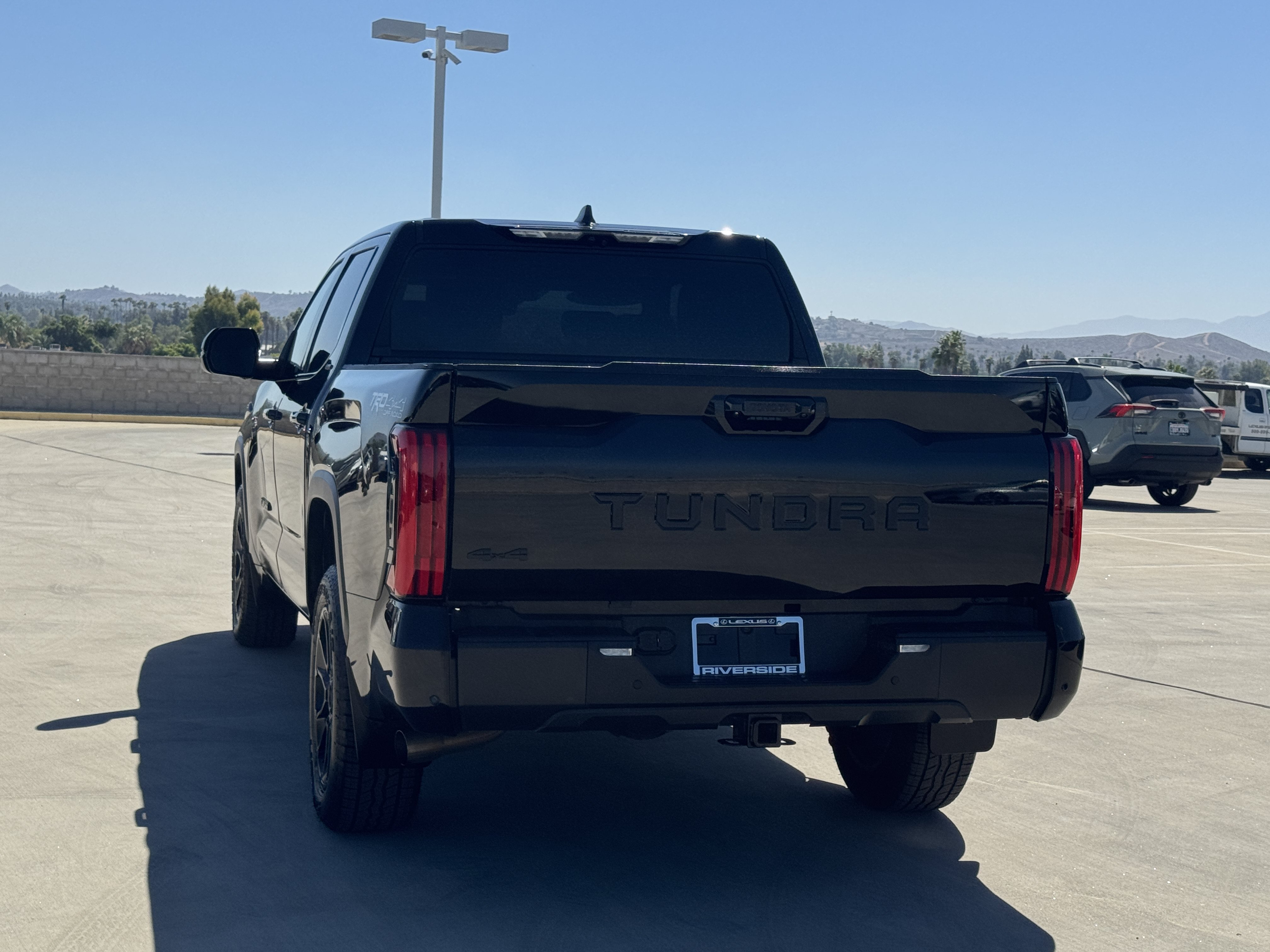 Used 2024 Toyota Tundra Limited w/ TRD Off-Road Package AWD/4WD image 8