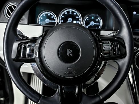 Used 2019 Rolls-Royce Cullinan image 28