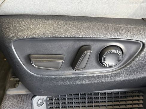 Certified 2023 Toyota Sienna XLE AWD/4WD image 21