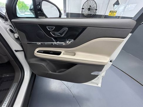 Used 2024 Lincoln Corsair FWD image 44