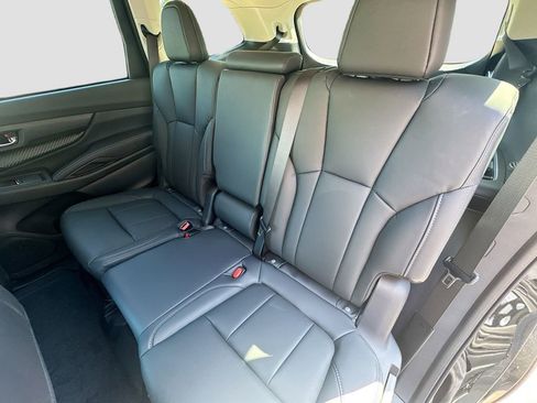 New 2026 Subaru Ascent Premium AWD/4WD image 22