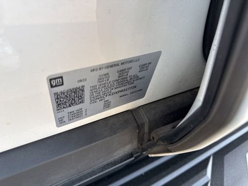 Used 2023 Chevrolet Suburban Premier image 42