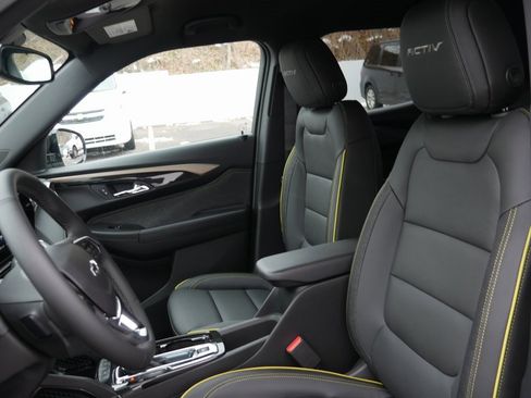 New 2026 Chevrolet TrailBlazer ACTIV image 9