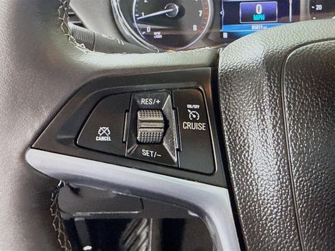 Used 2022 Buick Encore Preferred w/ Safety Package FWD image 11