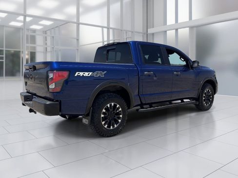 Used 2020 Nissan Titan PRO-4X w/ Pro-4x Convenience Package AWD/4WD image 6