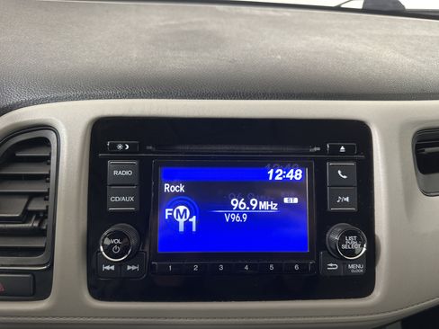 Used 2017 Honda HR-V LX image 14