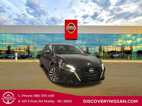 New 2025 Nissan Altima 2.5 SV image 1