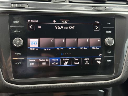 Used 2022 Volkswagen Tiguan SE R-Line AWD/4WD image 13