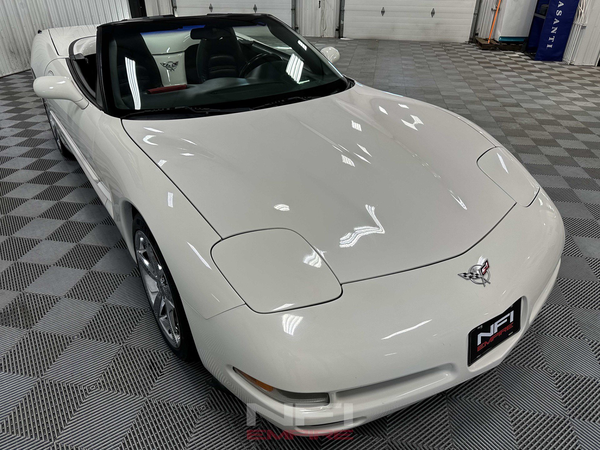 Used 2003 Chevrolet Corvette Convertible w/ Preferred Equipment Group1 RWD image 9