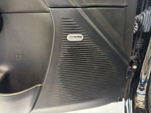 Used 2023 Dodge Challenger R/T Scat Pack RWD image 9