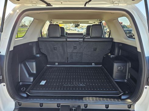 Used 2023 Toyota 4Runner 40th Anniversary SE AWD/4WD image 14