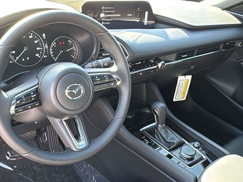 New 2025 MAZDA MAZDA3 s image 18