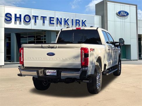 New 2026 Ford F250 Lariat w/ Chrome Package image 8