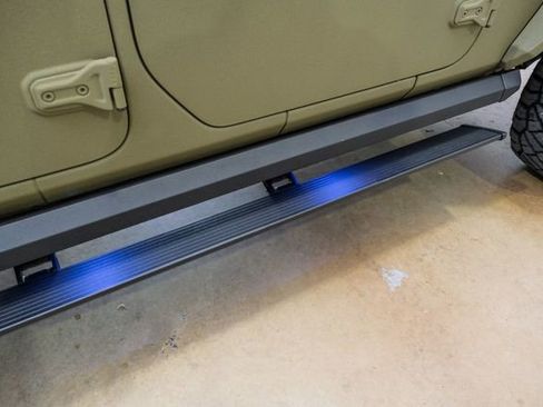 Used 2025 Jeep Wrangler Unlimited Rubicon 392 image 12