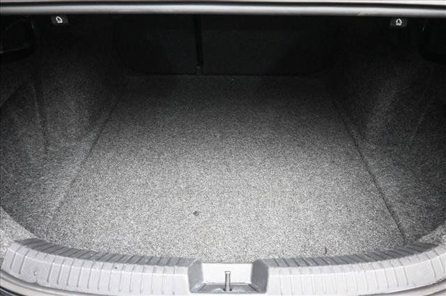 Used 2024 Volkswagen Jetta SE FWD image 23