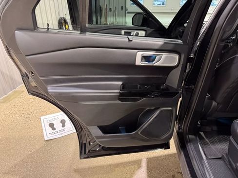 Used 2021 Ford Explorer ST w/ Equipment Group 401A AWD/4WD image 21