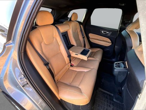 Used 2019 Volvo XC60 T5 Inscription w/ Protection Package Premier FWD image 25