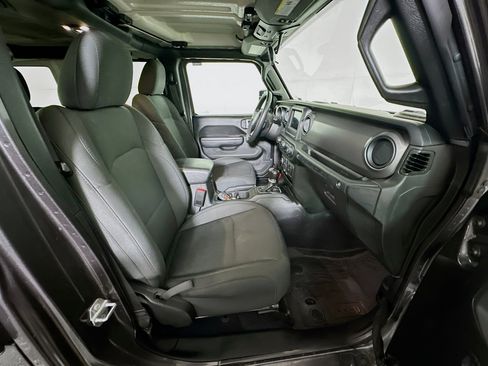 Used 2023 Jeep Wrangler Unlimited AWD/4WD image 29