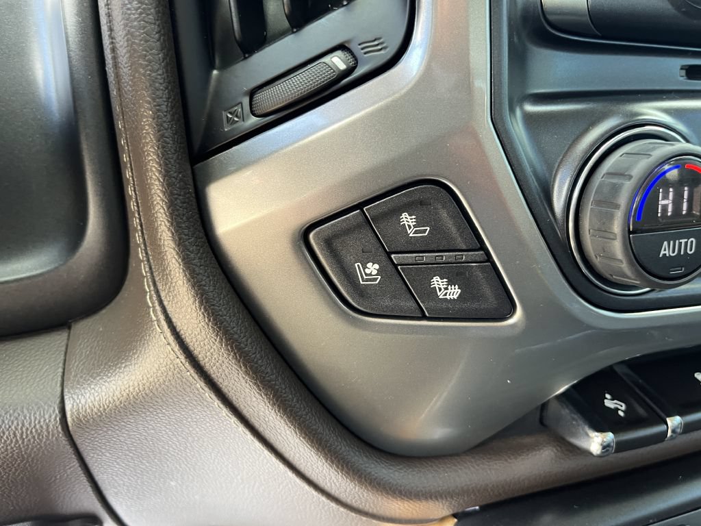 Used 2017 Chevrolet Silverado 2500 LTZ w/ Duramax Plus Package AWD/4WD image 30