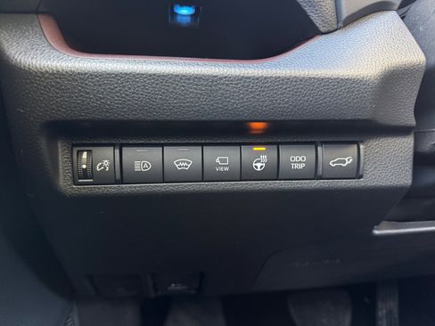 New 2025 Toyota RAV4 Limited image 19