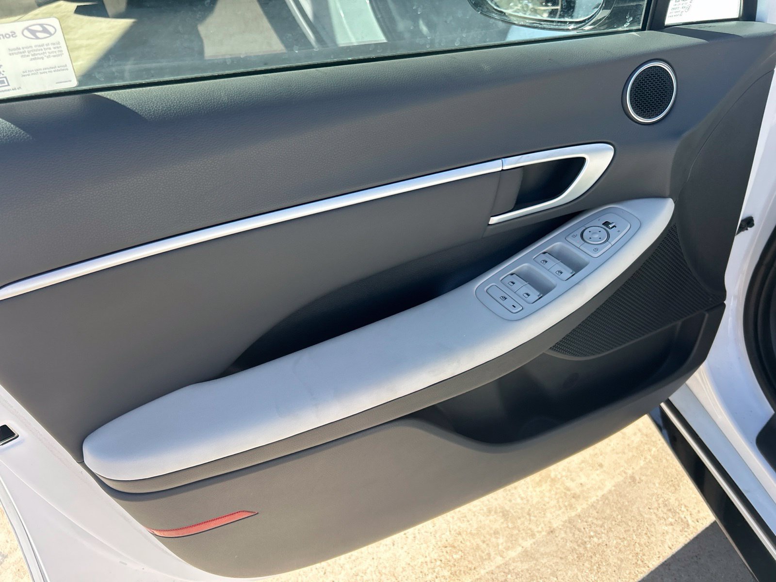 Used 2025 Hyundai Sonata SEL FWD image 18