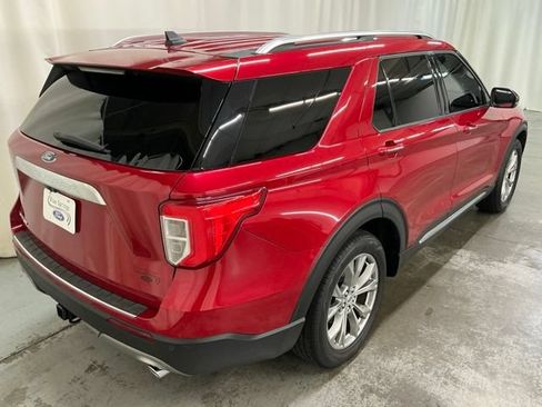 Used 2022 Ford Explorer Limited w/ Equipment Group 301A RWD image 4