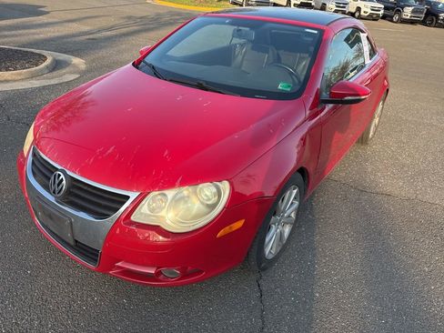 Used 2009 Volkswagen Eos Komfort image 2