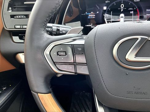 Used 2025 Lexus RX 350 Premium image 23