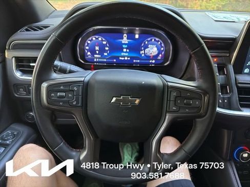 Used 2023 Chevrolet Suburban RST w/ Luxury Package RWD image 18