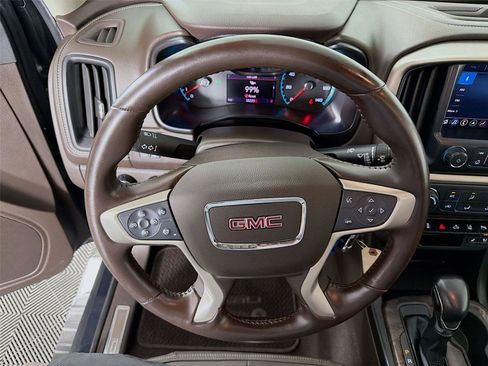 Used 2022 GMC Canyon Denali AWD/4WD image 3
