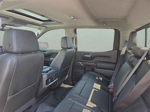 Used 2020 GMC Sierra 1500 SLT RWD image 20