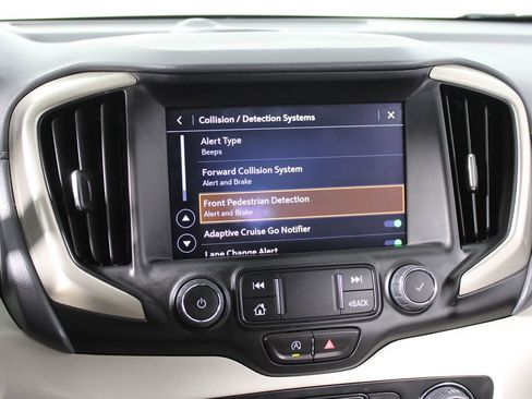 Used 2022 GMC Terrain Denali w/ Denali Premium Package image 19