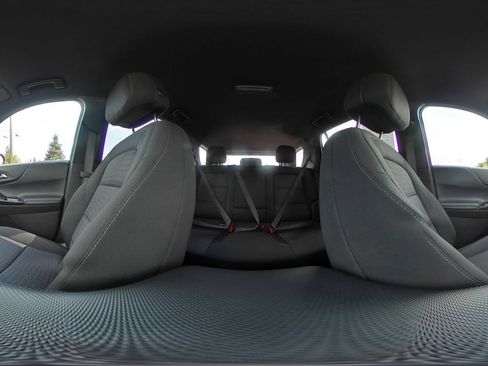 Used 2025 Chevrolet Equinox LT FWD image 43