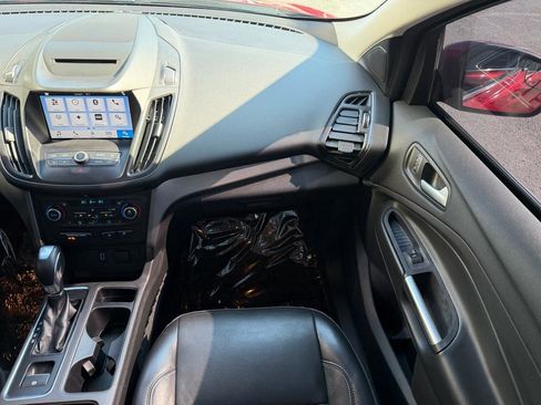 Used 2018 Ford Escape SEL image 24